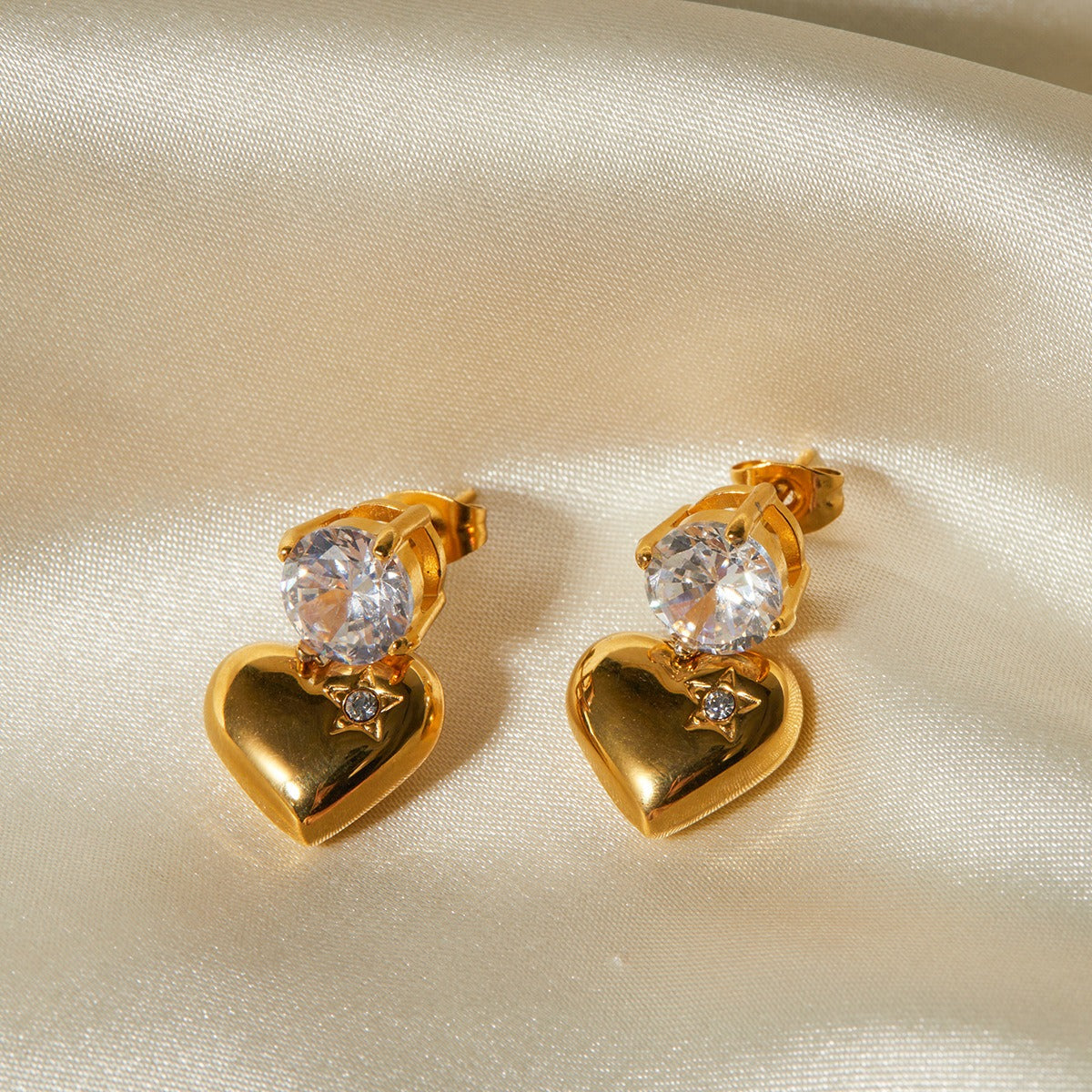 18k gold noble and elegant heart inlaid zircon design earrings