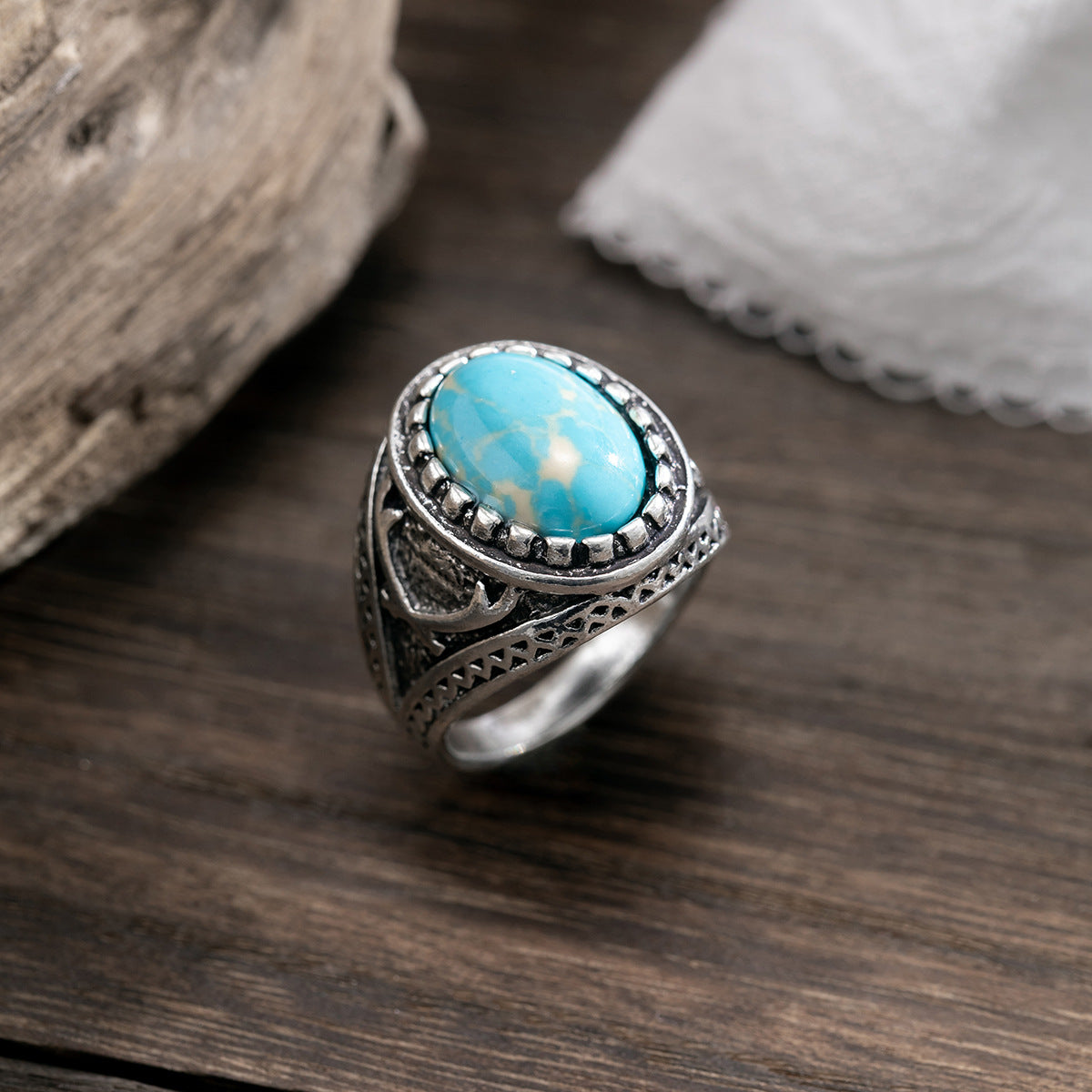 Trendy fashion high sense inlaid turquoise design versatile ring