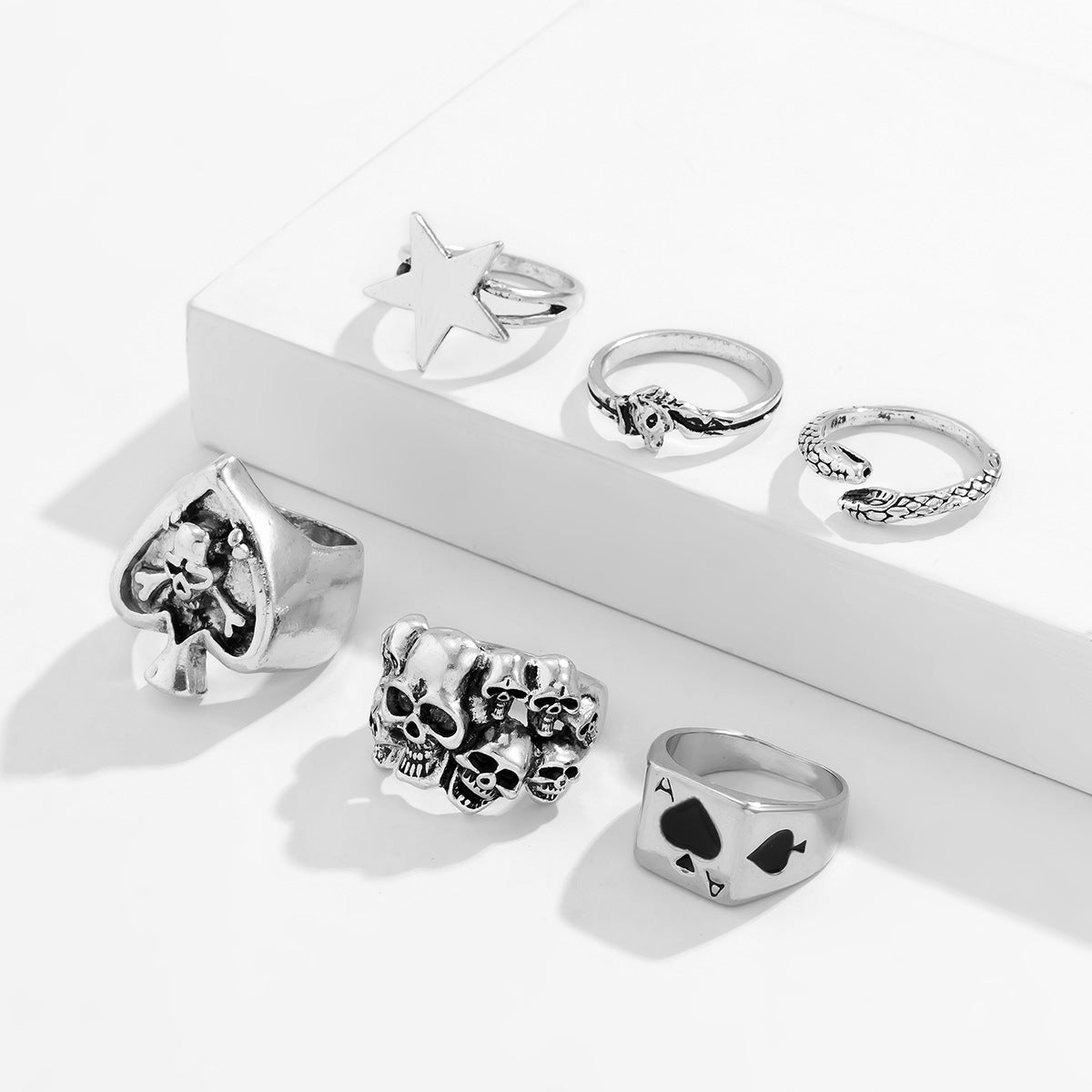 Fashion Skull/Snake/Ace of Spades/Pentagon Geometric Ring