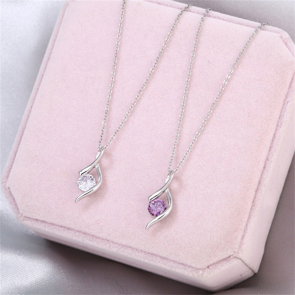 Mother's Day Simple Solitaire Design Pendant Necklace