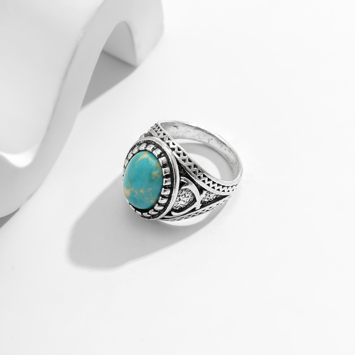 Trendy fashion high sense inlaid turquoise design versatile ring