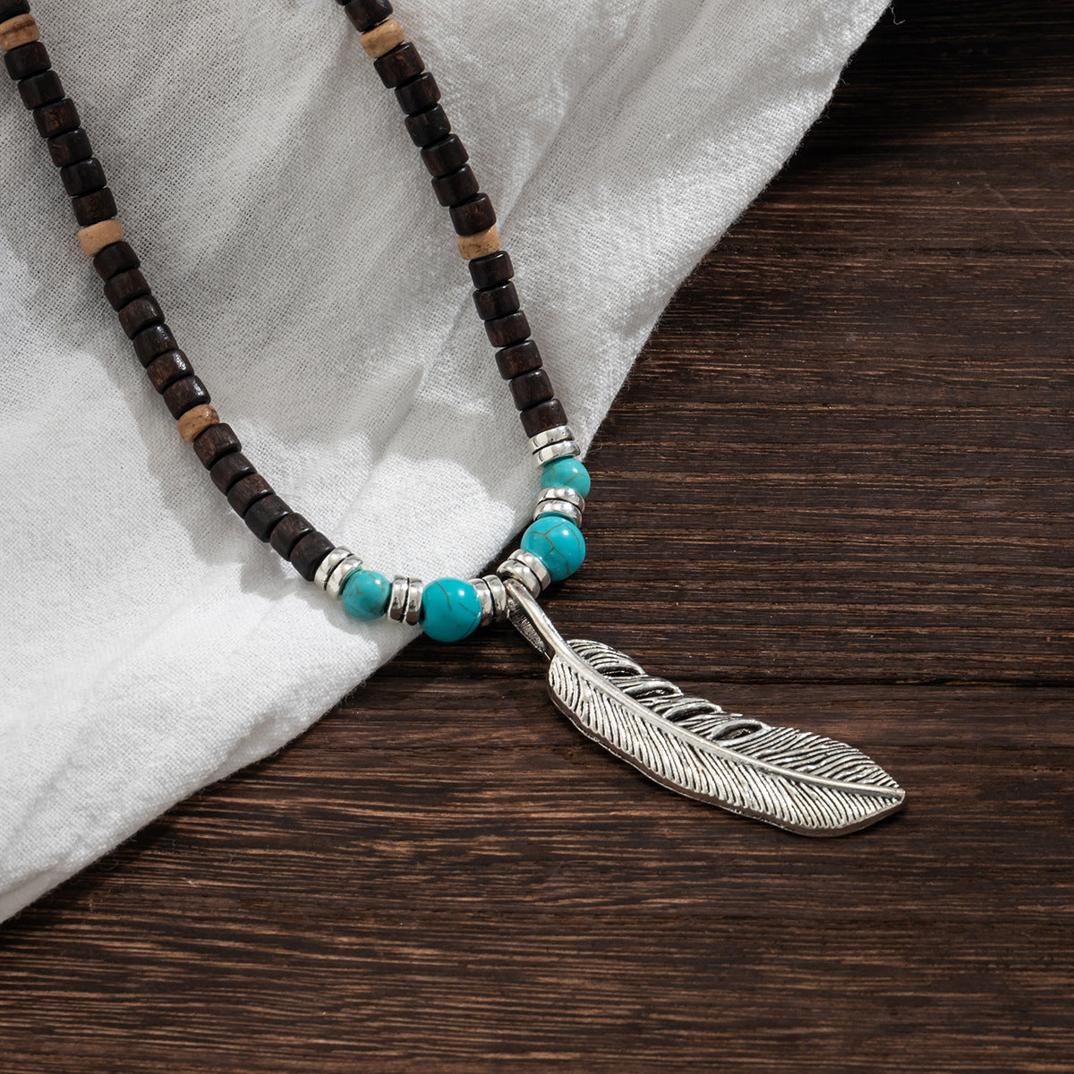 Exquisite and trendy mosaic wooden beads and turquoise with feather design pendant necklace